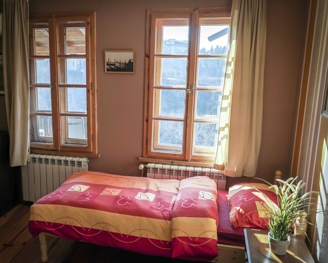 Rooster House Hotel Veliko Tarnovo Ngoại thất bức ảnh