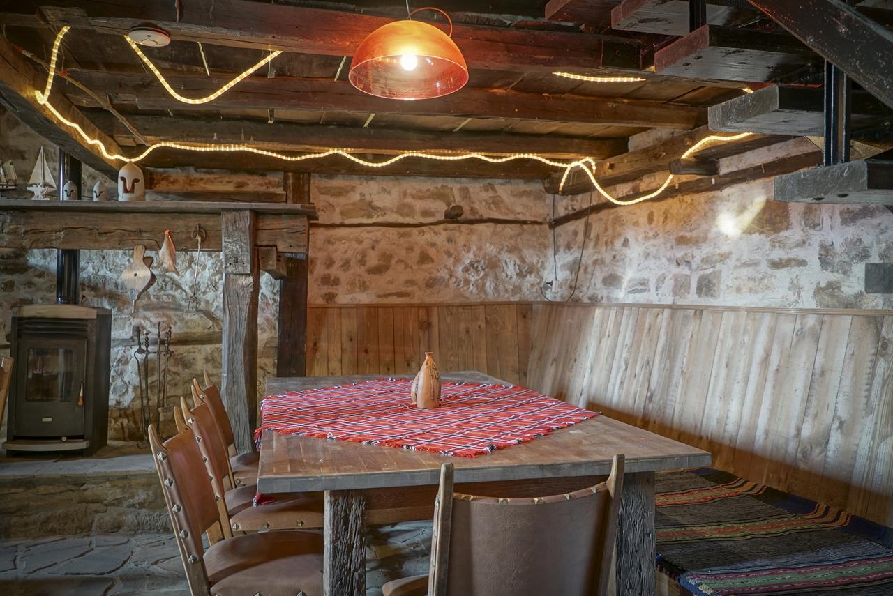 Rooster House Hotel Veliko Tarnovo Ngoại thất bức ảnh